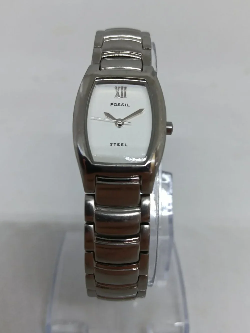 VINTAGE 2000s Fossil FS-2735 Women's 20 x 29mm Stainless Steel Tonneau Watch